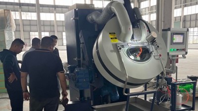 安徽密封件客戶 現(xiàn)場驗(yàn)收自動滾噴機(jī)PR90