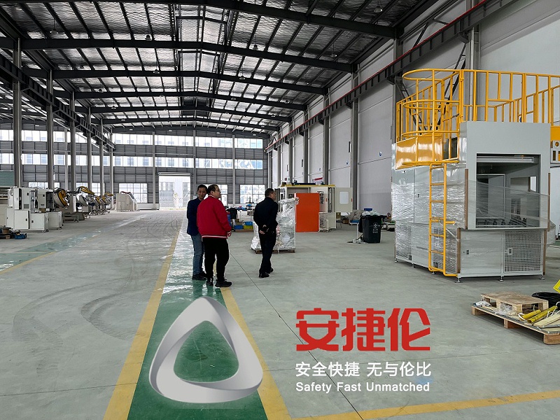 南通應急管理局處長、局長到訪安捷倫南通工廠 (7)- - 副本
