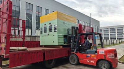 又雙叒發(fā)貨！汽車橡膠減震老客戶超愛的噴膠機(jī)