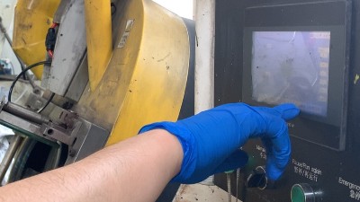 還在人工噴涂？來看看安捷倫自動噴涂設備如何工作!