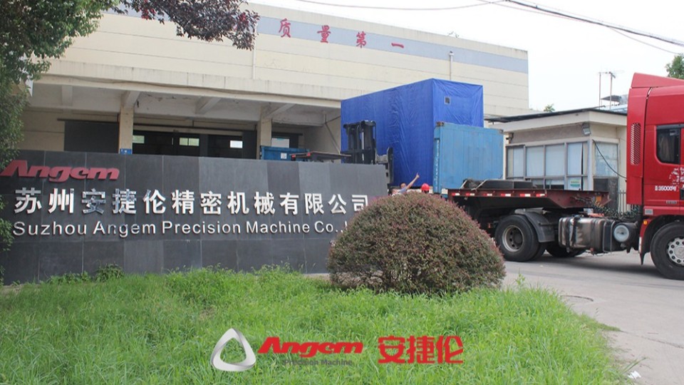 【噴膠機發貨】墨西哥客戶CMP訂購的48工位自動噴膠機發貨啦！